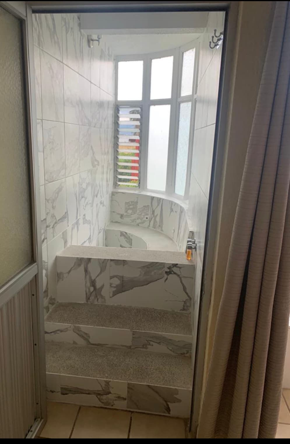 Jacuzzi